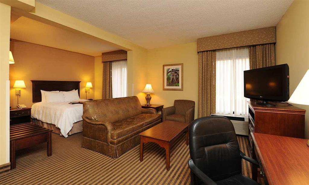 Hampton Inn Моргантон Номер фото